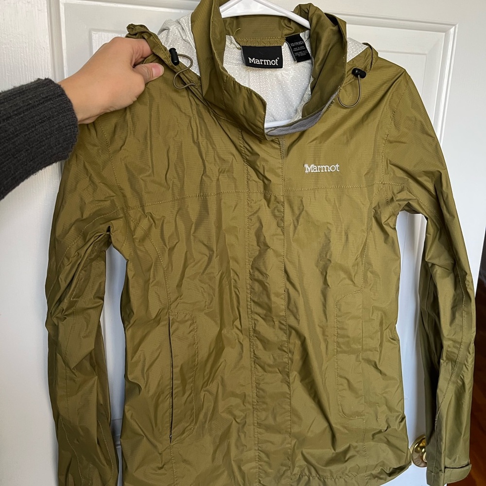 Marmot | Olive Green Rain Jacket